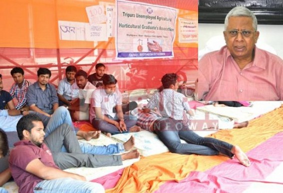 Tripura Governor cites example of Humanity, meets Hunger strikers : Strike withdrew after 115 hours, youths to file case in High Court against State Govt